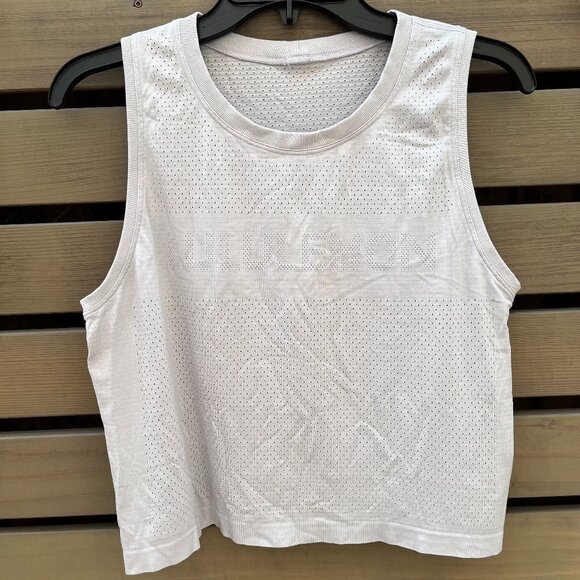 Lululemon Breeze By Muscle Logo Tank Top in Silver Lilac Gray Lavender, Size 8 - Picture 1 of 6